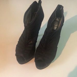 Bakers Black Booties